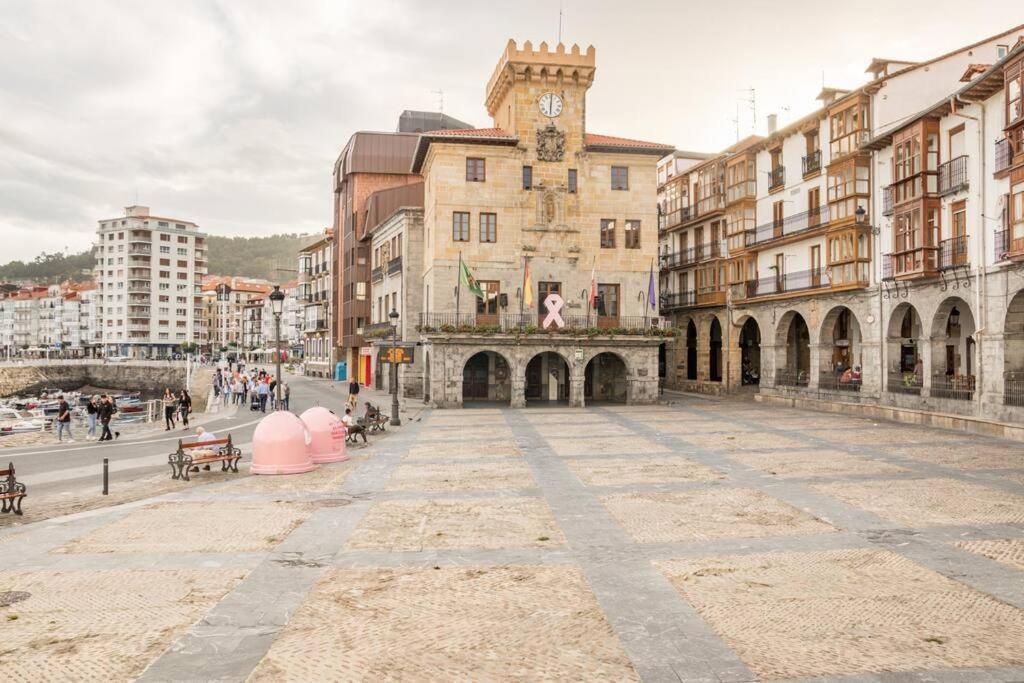 Sea Views In The Heart Of The Old Town Leilighet Castro Urdiales Eksteriør bilde
